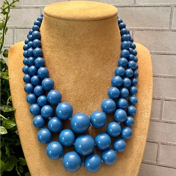 Ceil blue bead necklace - Picture 2 of 5
